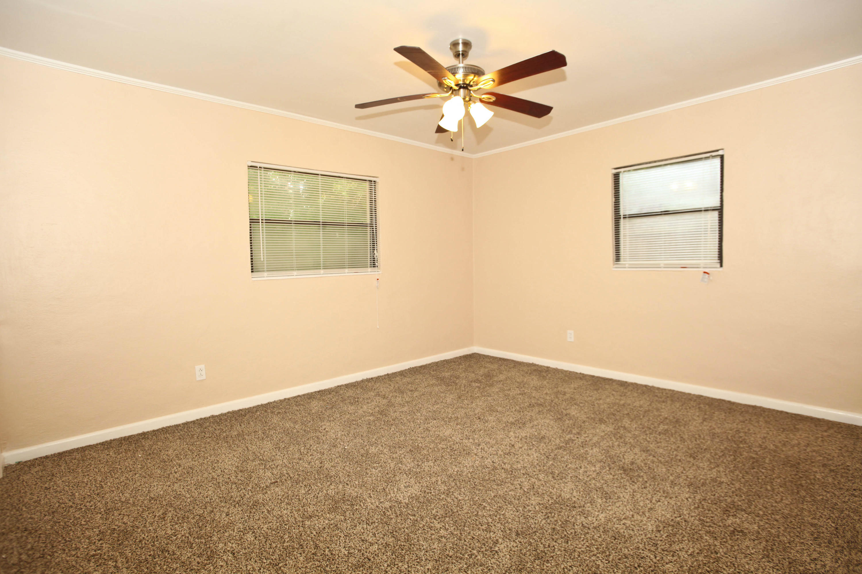 OAKLAND HEIGHTS - Residential