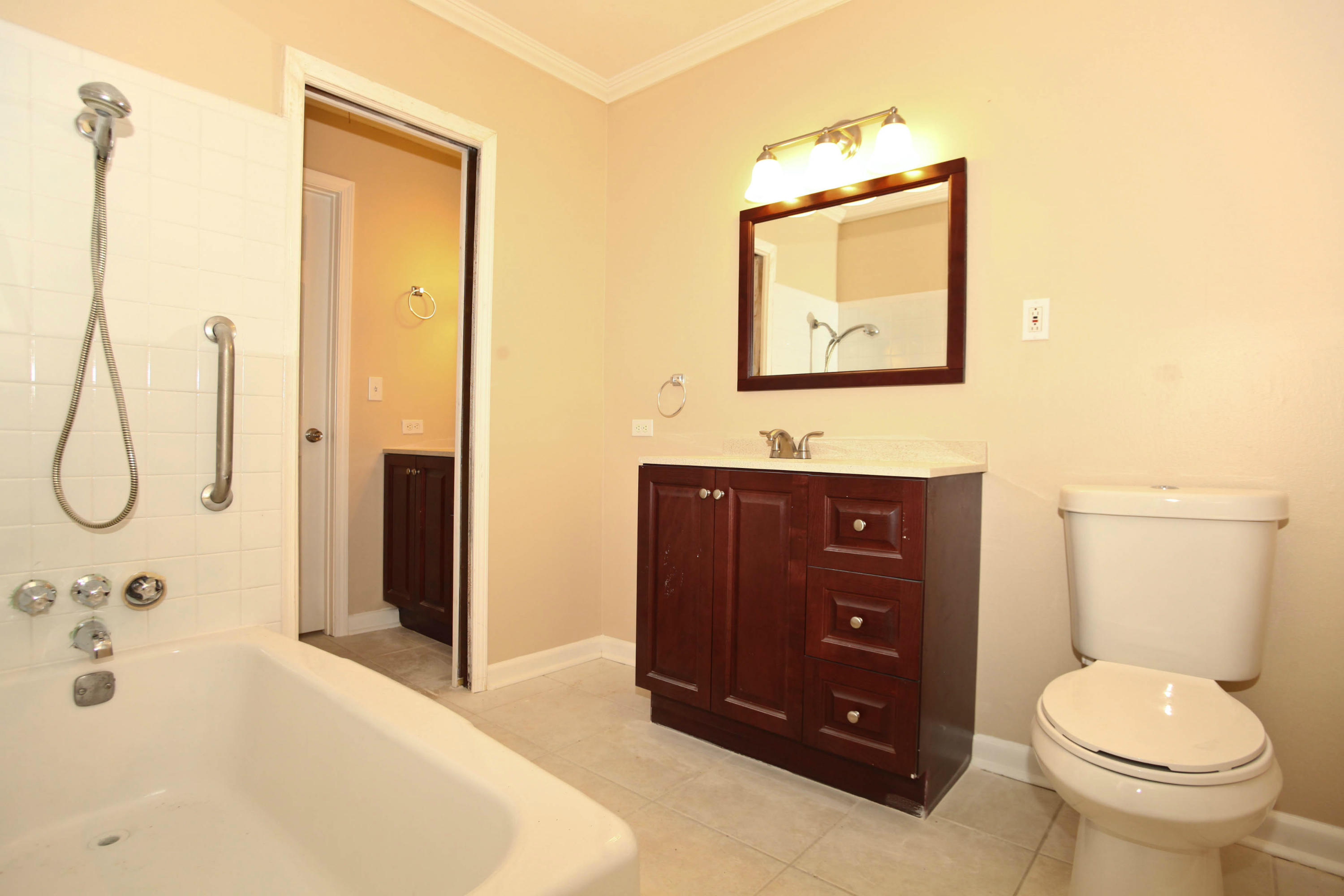 OAKLAND HEIGHTS - Residential