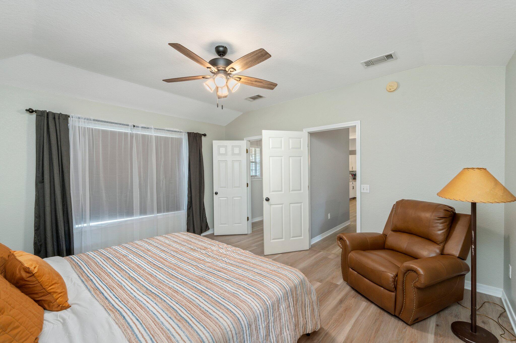 NAVARRE S/D 2ND ADDN - Residential