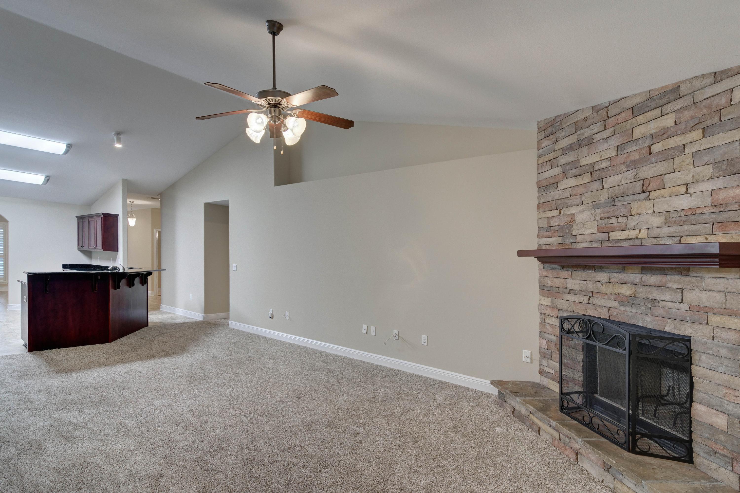 SUMMERSET ESTATES - Residential