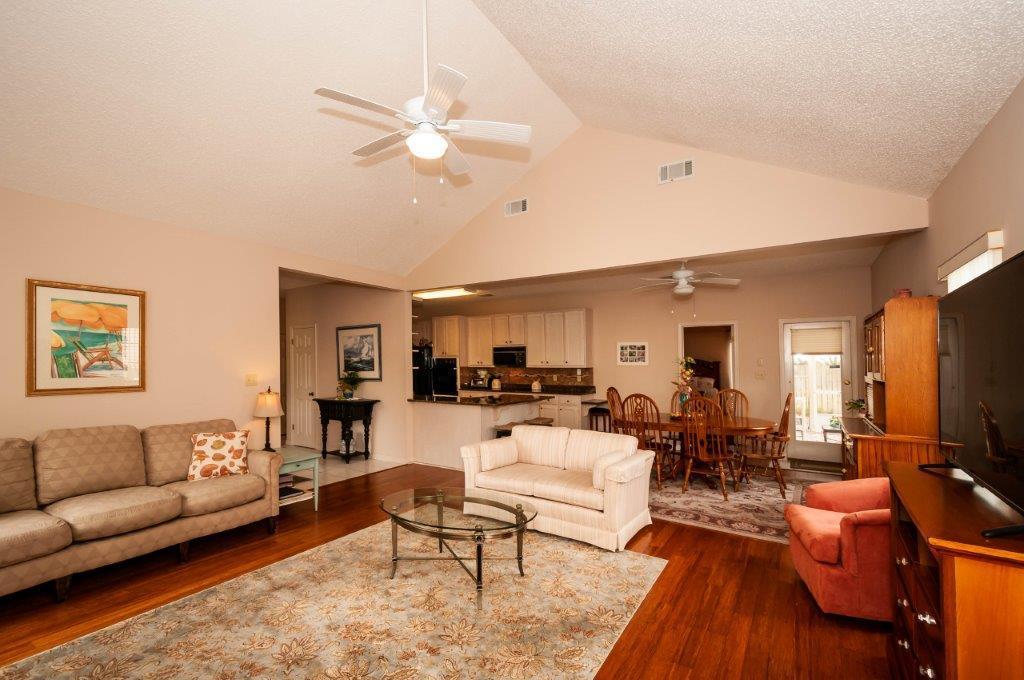 RUSHLIN PARK S/D - Residential