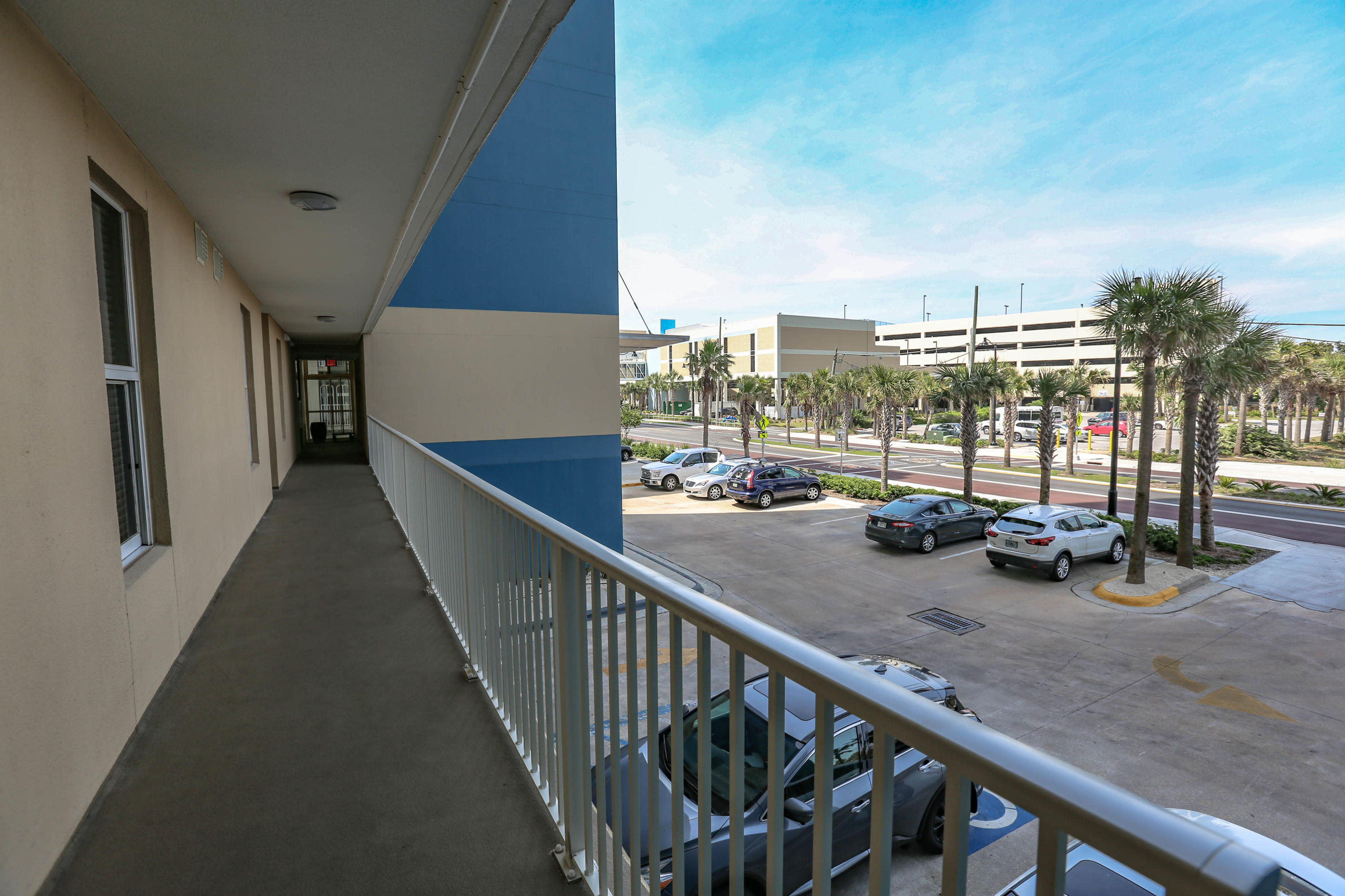 GRANDVIEW EAST - Residential