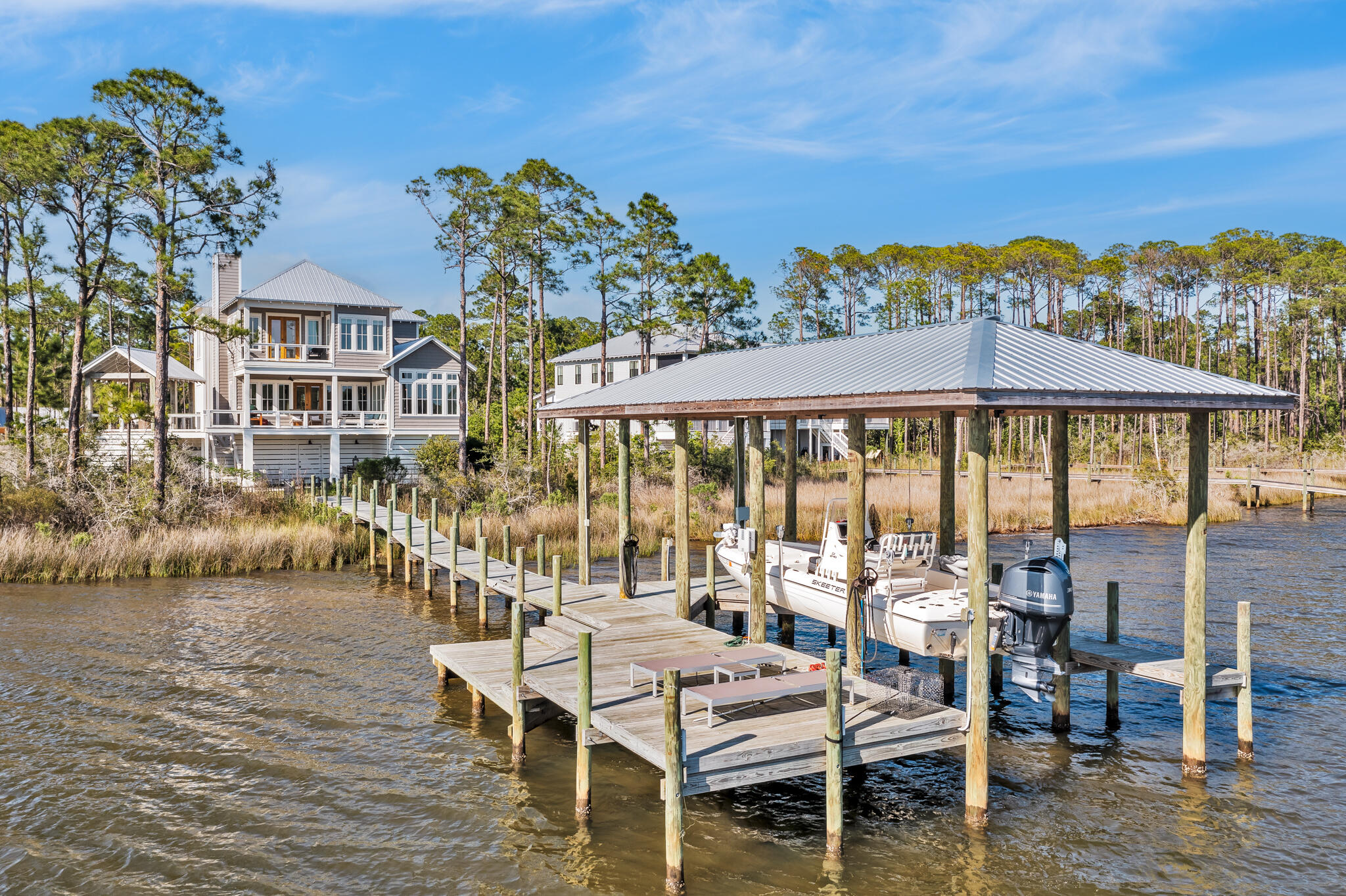 CESSNA LANDING - Residential