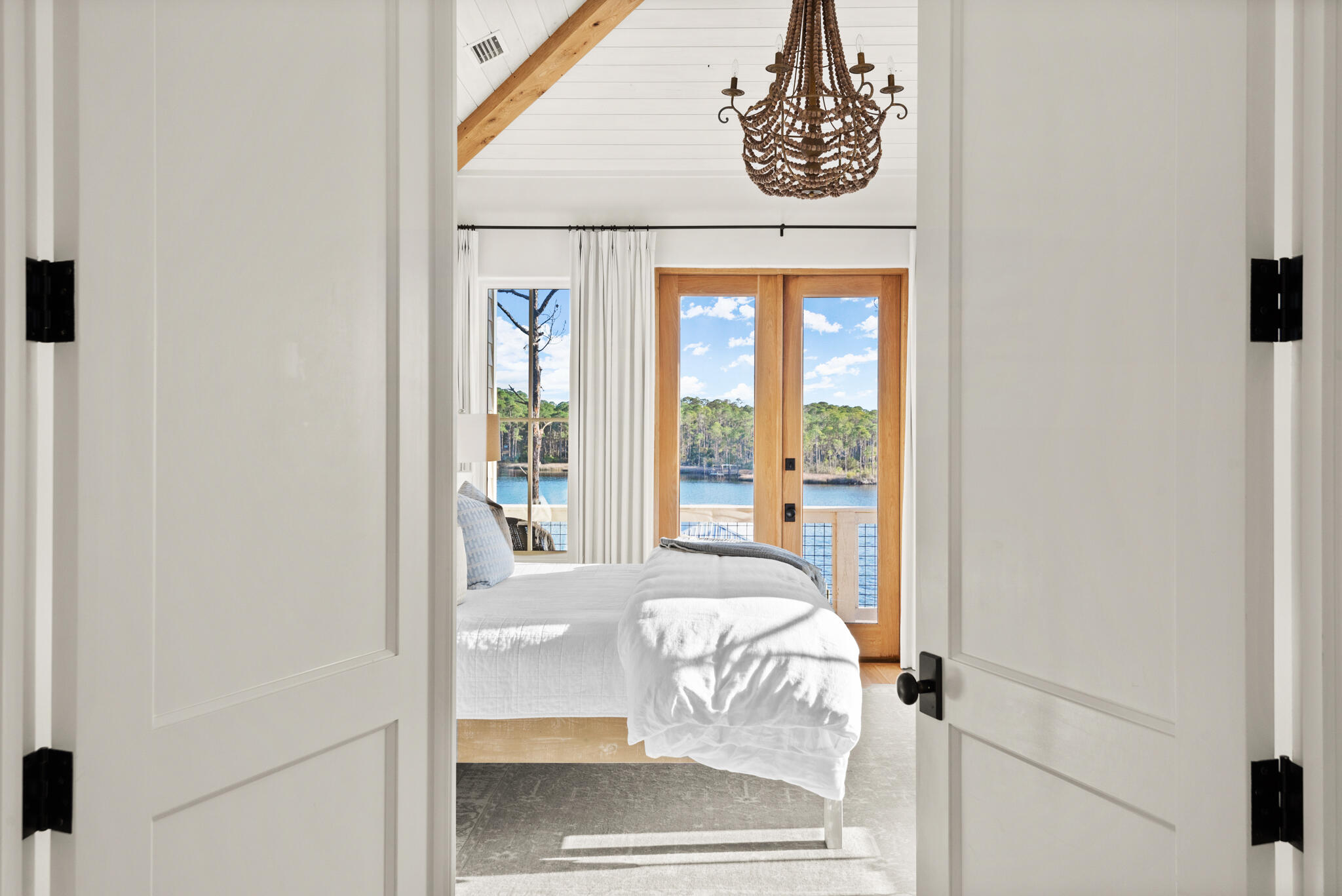 CESSNA LANDING - Residential