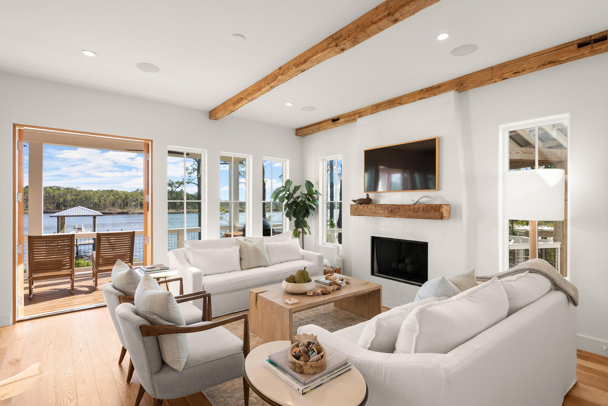 CESSNA LANDING - Residential