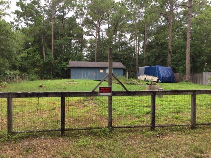 This .28 acre lot is just a short drive away from the Gulf in the heart of Santa Rosa Beach. A driveway could be added to have access from Hwy 393 if desired. Sewer can be run to the lot. Come build your vacation home on this oversized lot in the highly sought after area of Santa Rosa Beach!