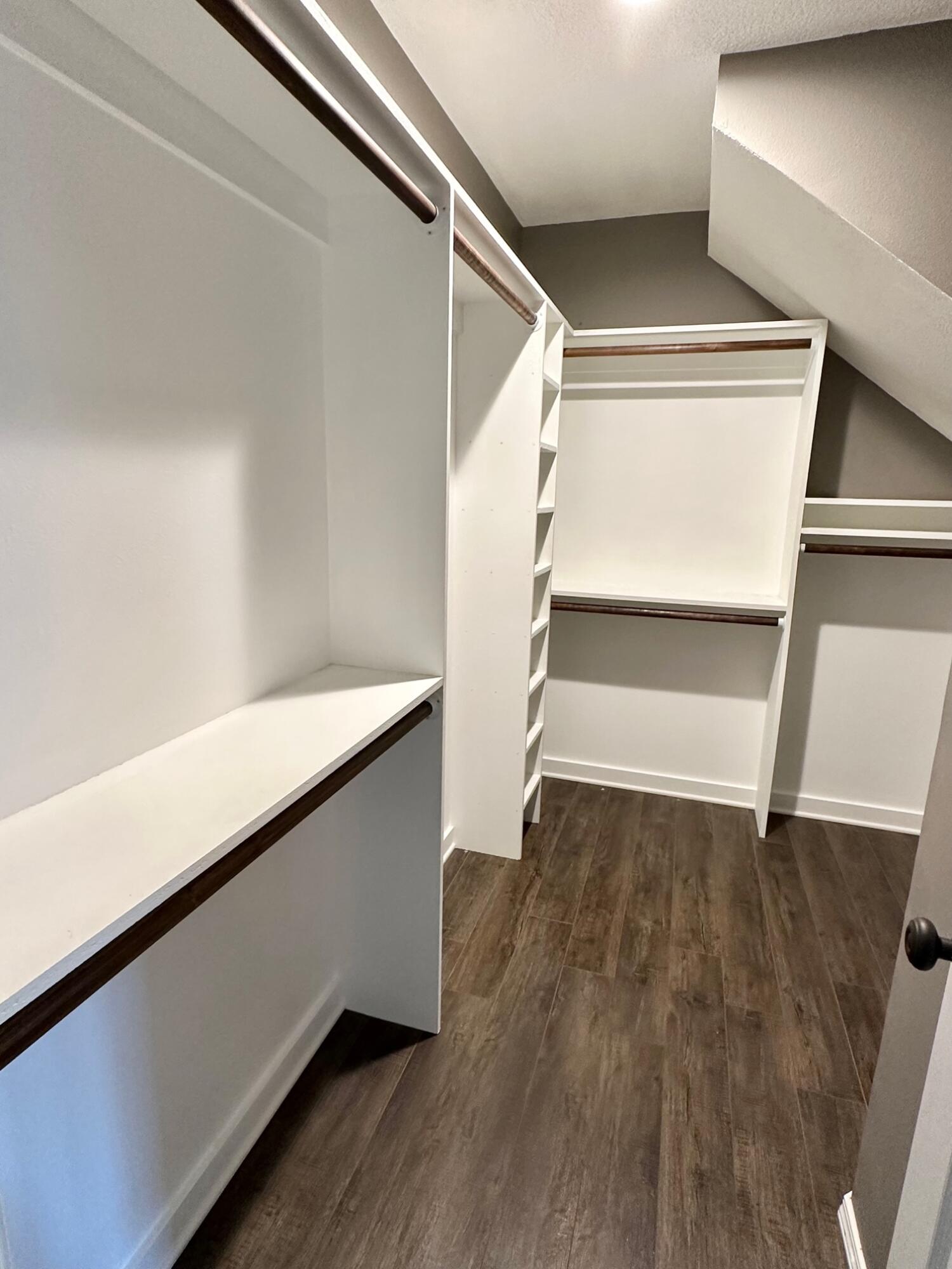 HUNTERS RUN S/D - Residential Lease
