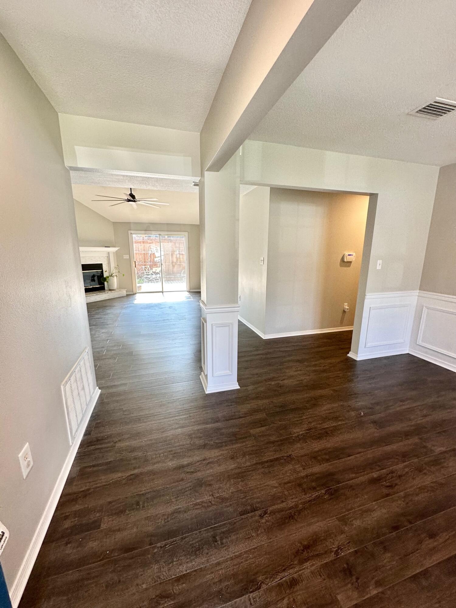 HUNTERS RUN S/D - Residential Lease