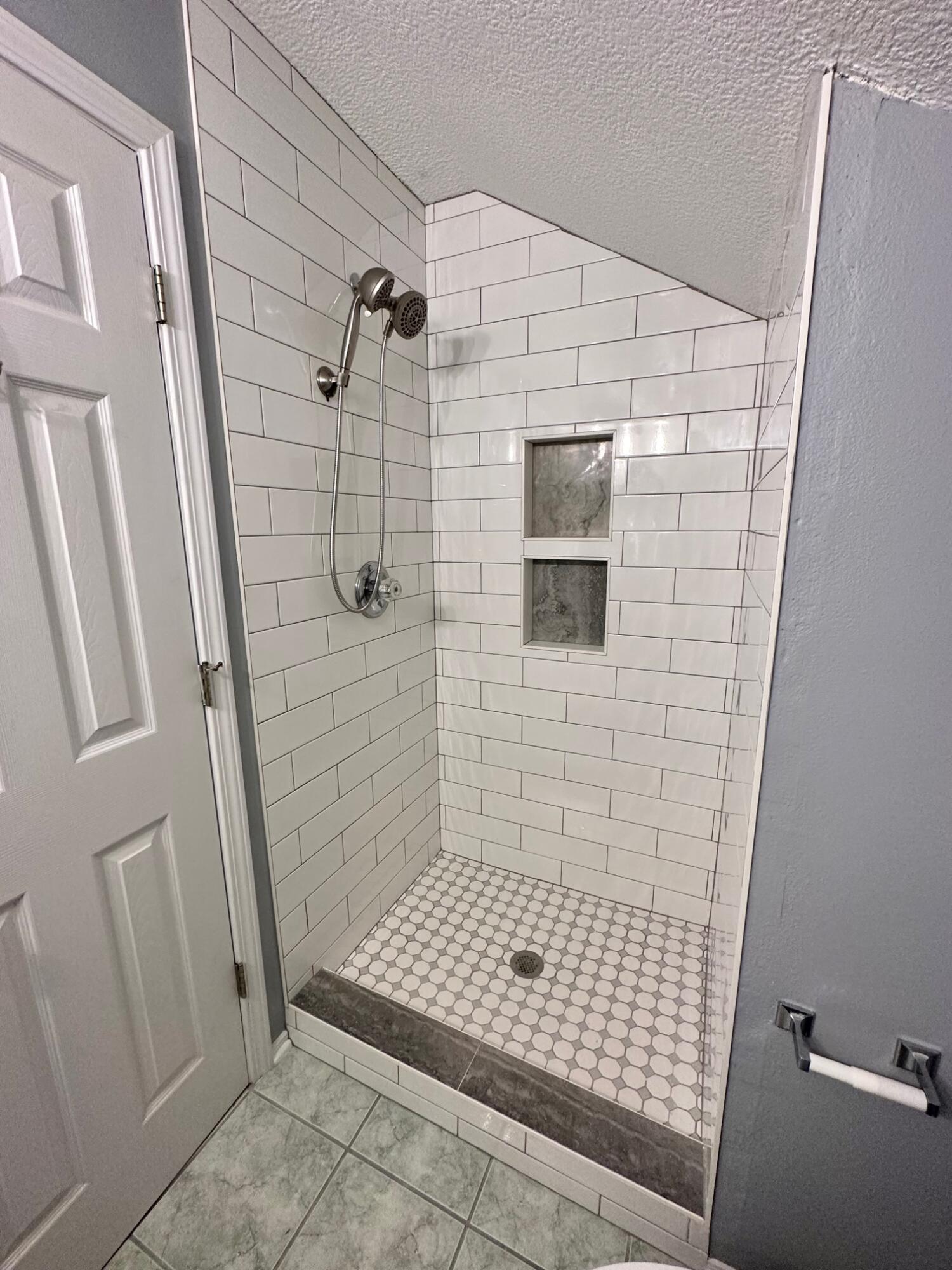 HUNTERS RUN S/D - Residential Lease