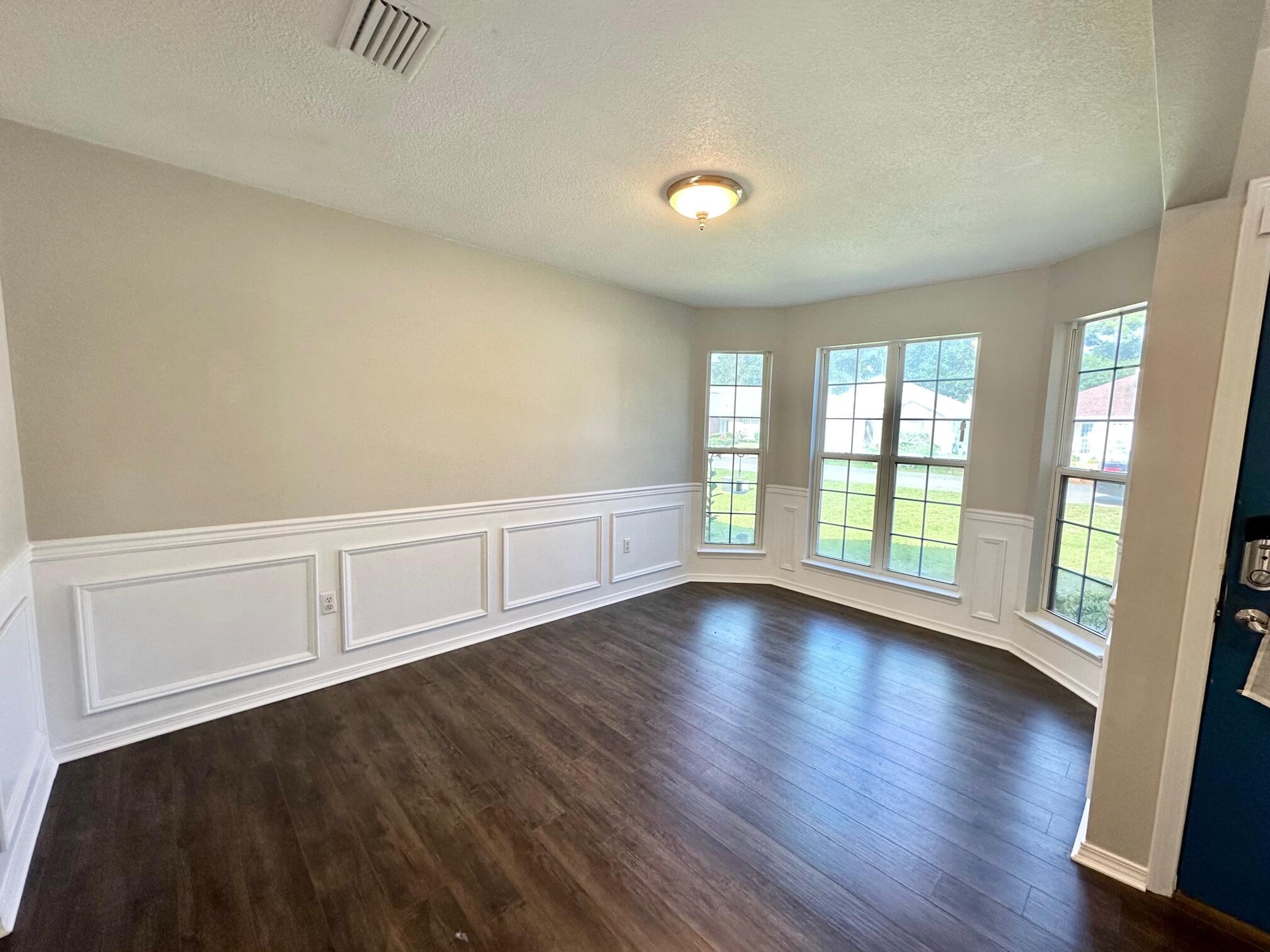 HUNTERS RUN S/D - Residential Lease