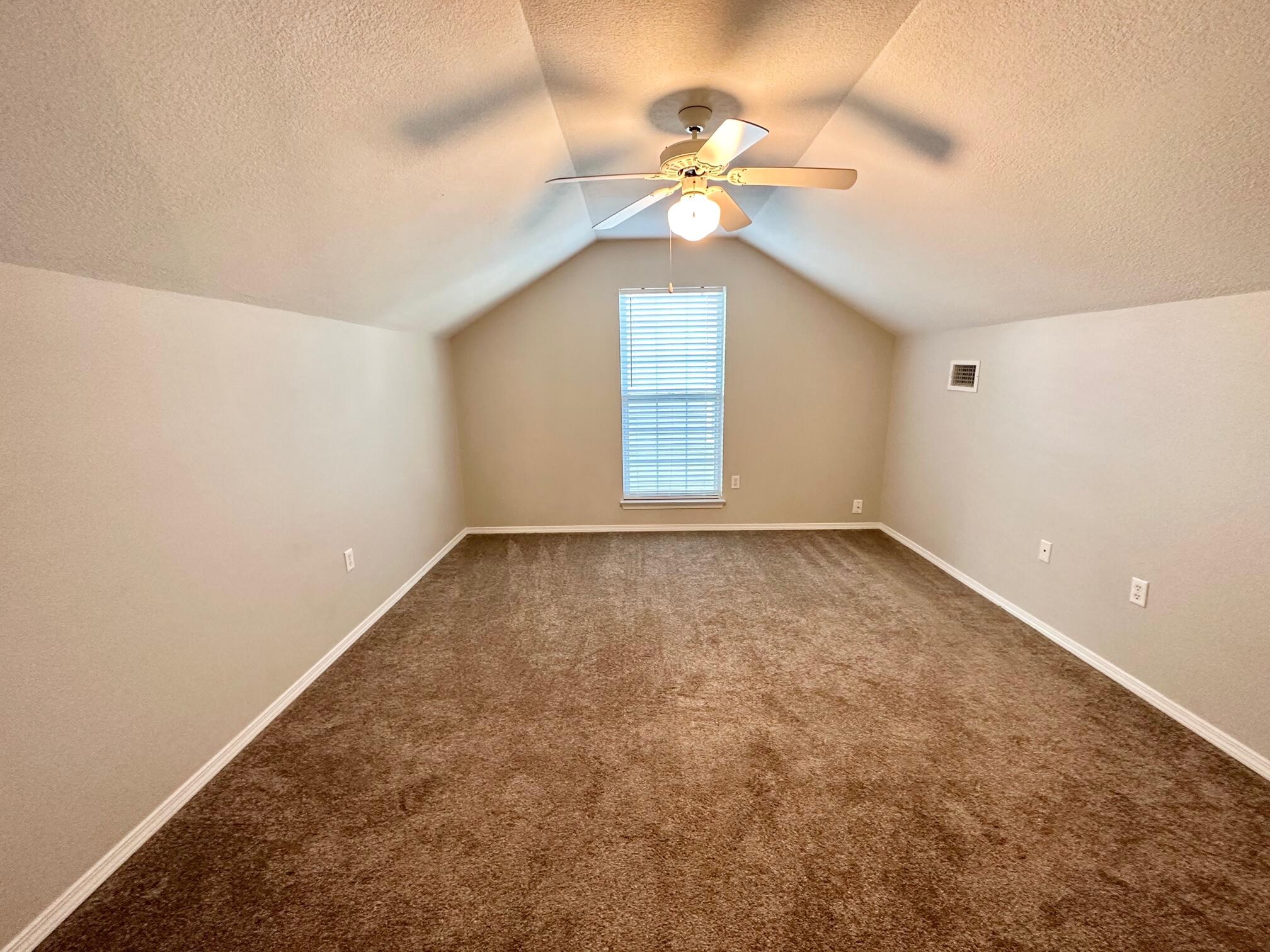 HUNTERS RUN S/D - Residential Lease
