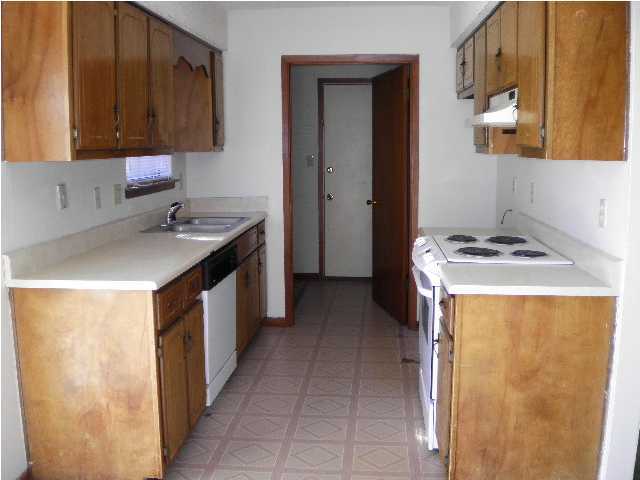 ADAMS POWELL - Residential Lease