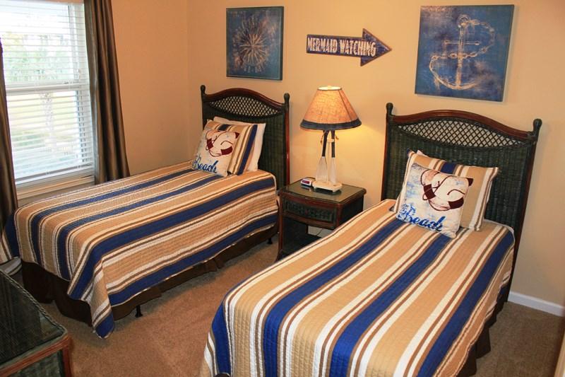 MAJESTIC SUN Condominium - Residential