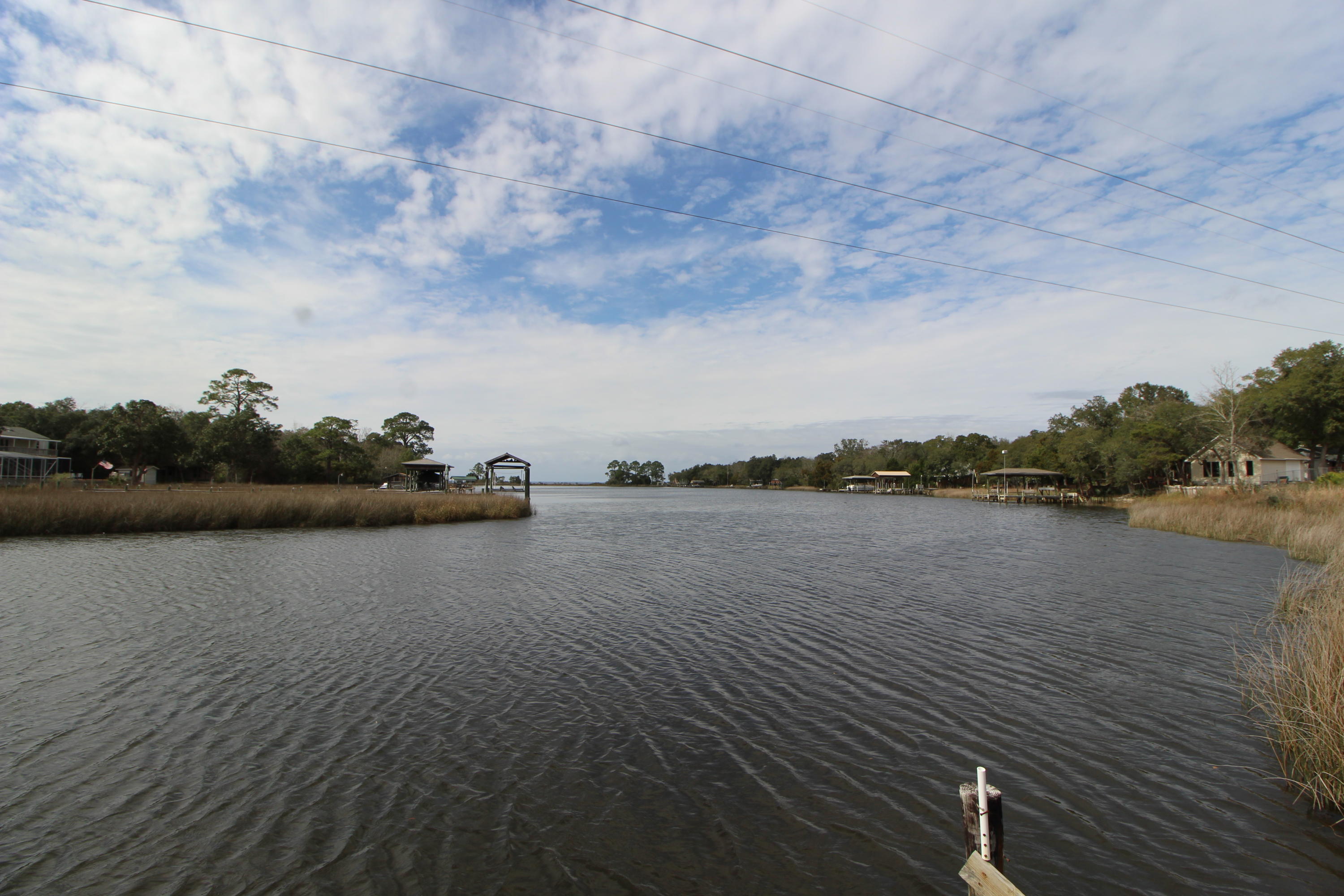 ROBLEDAL ESTATES - Residential