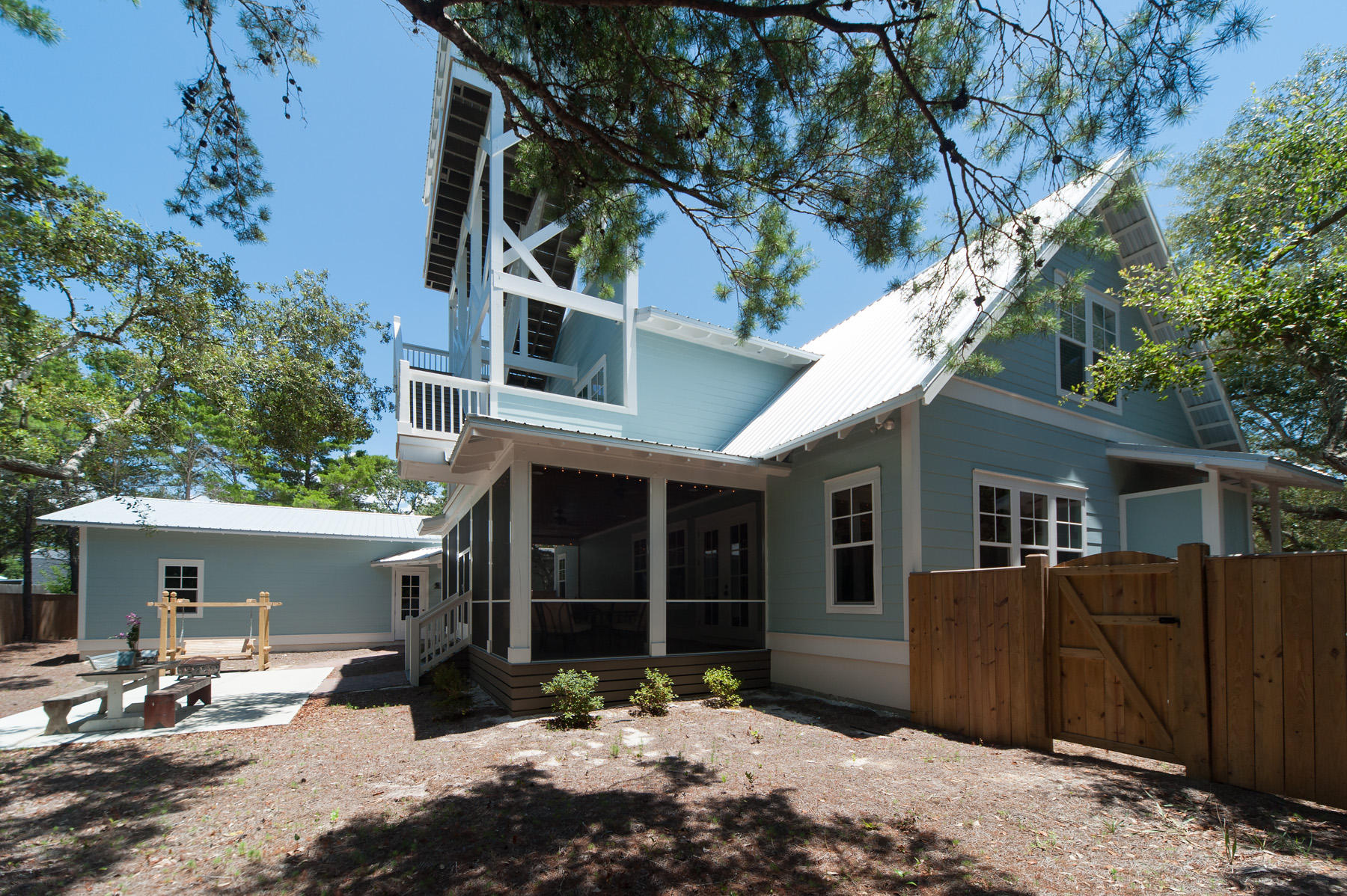 EASTERN LAKE S/D - Residential