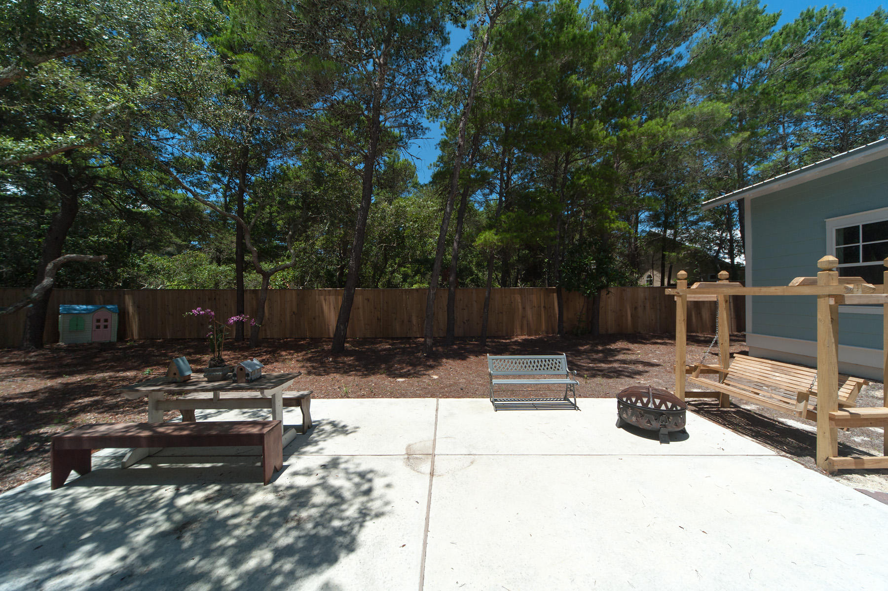 EASTERN LAKE S/D - Residential