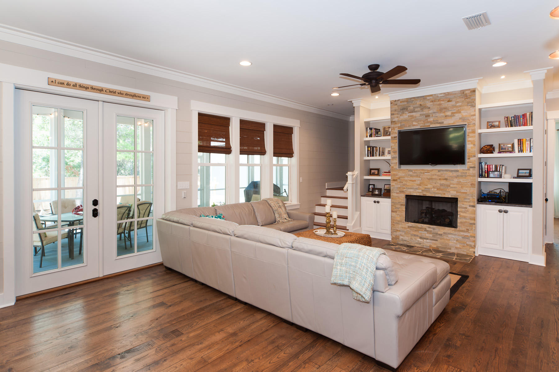 EASTERN LAKE S/D - Residential