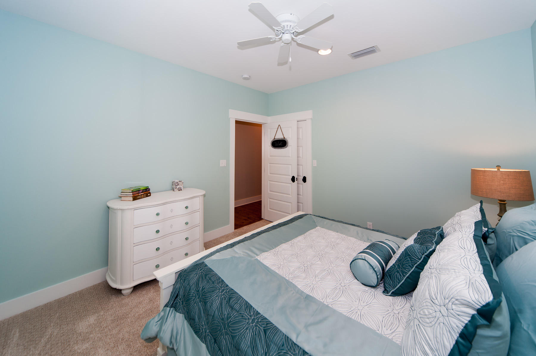 EASTERN LAKE S/D - Residential