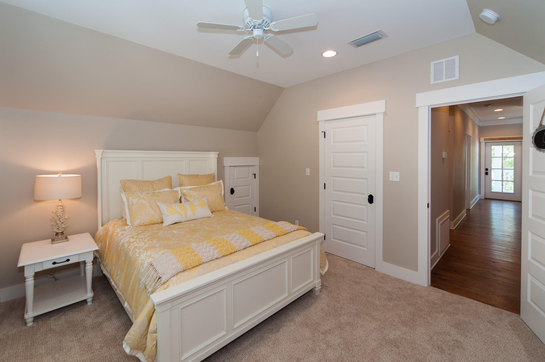 EASTERN LAKE S/D - Residential