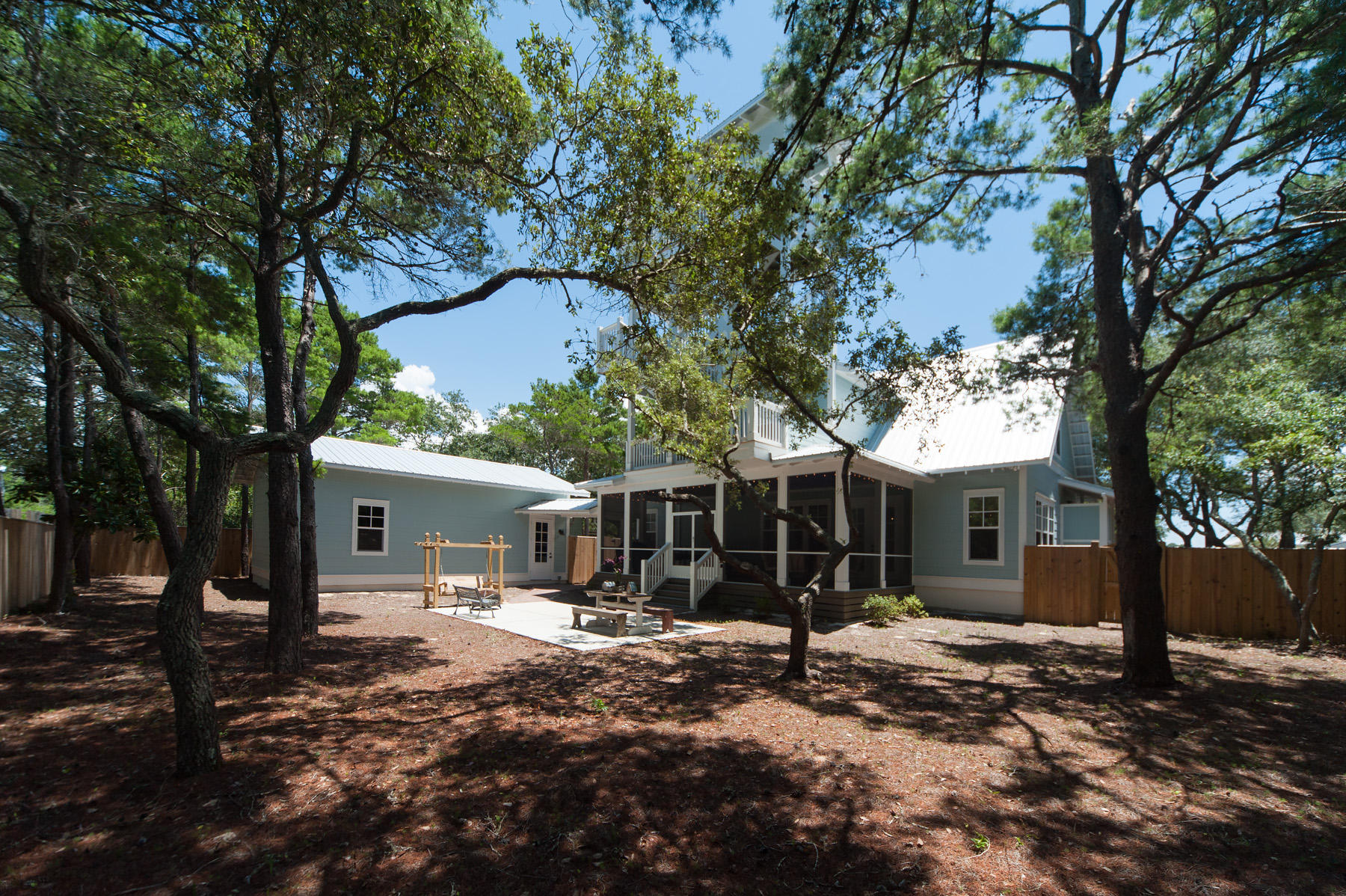 EASTERN LAKE S/D - Residential