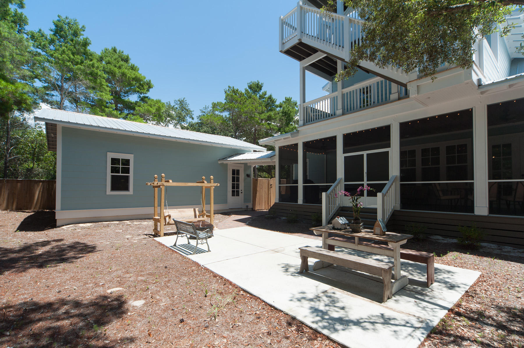 EASTERN LAKE S/D - Residential