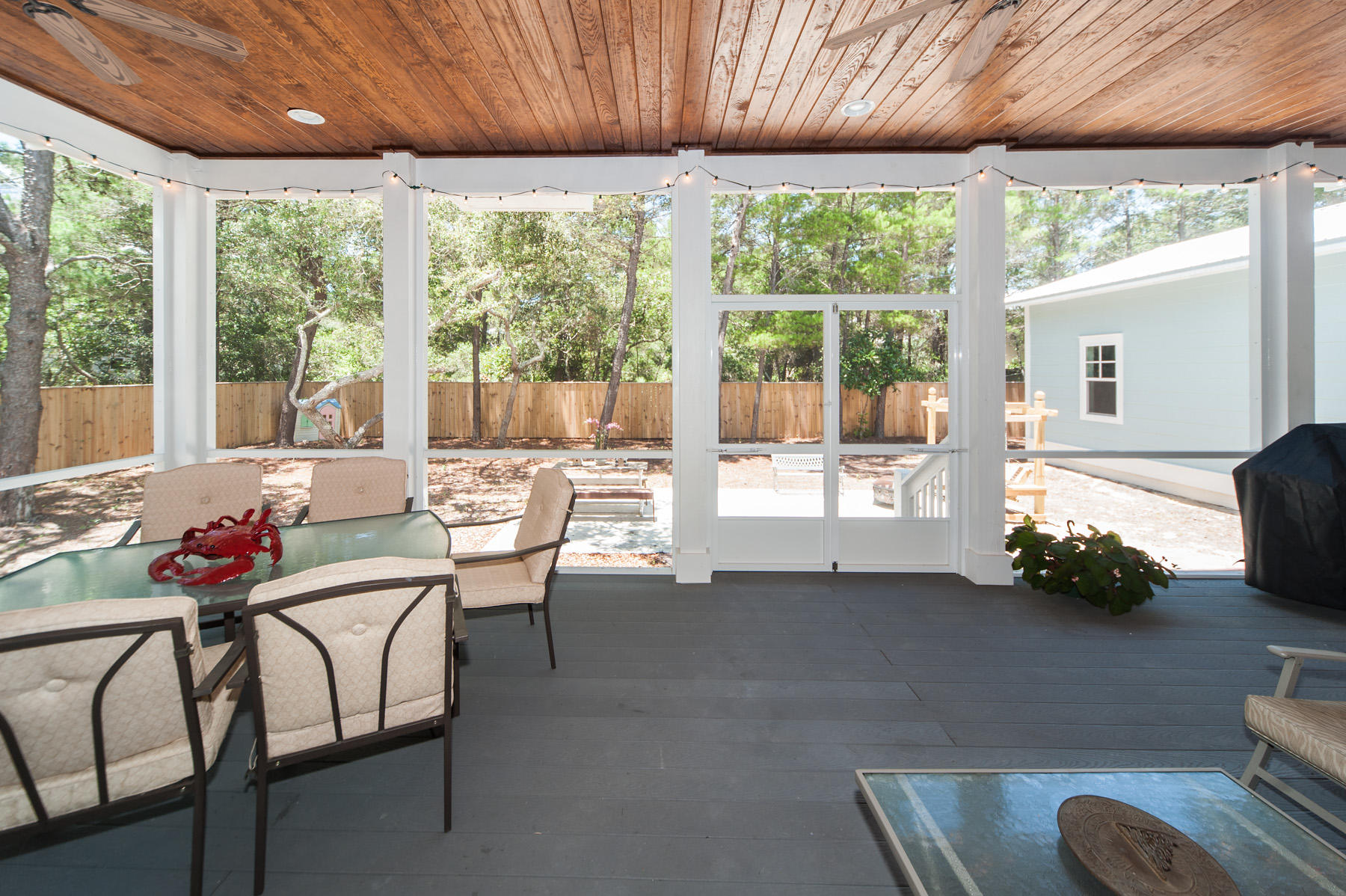EASTERN LAKE S/D - Residential