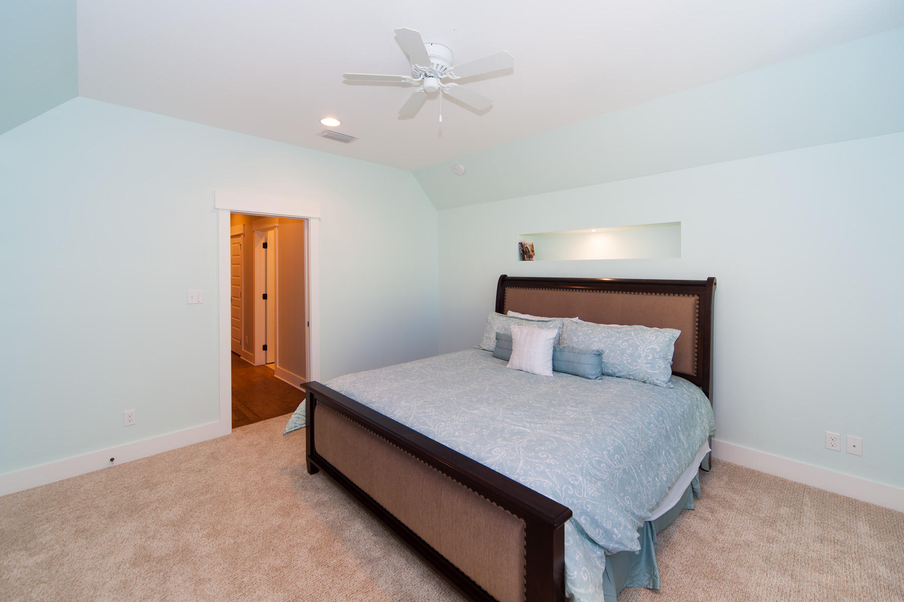 EASTERN LAKE S/D - Residential