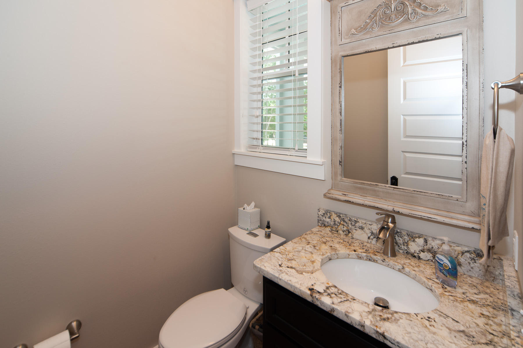 EASTERN LAKE S/D - Residential
