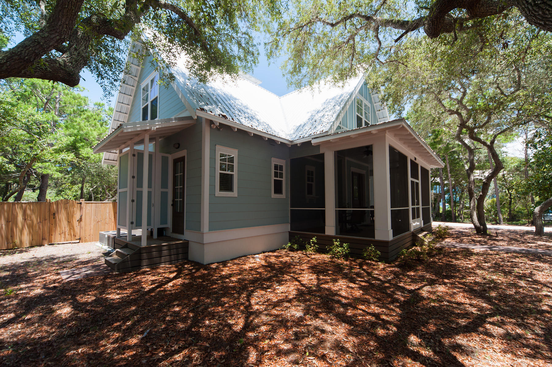 EASTERN LAKE S/D - Residential