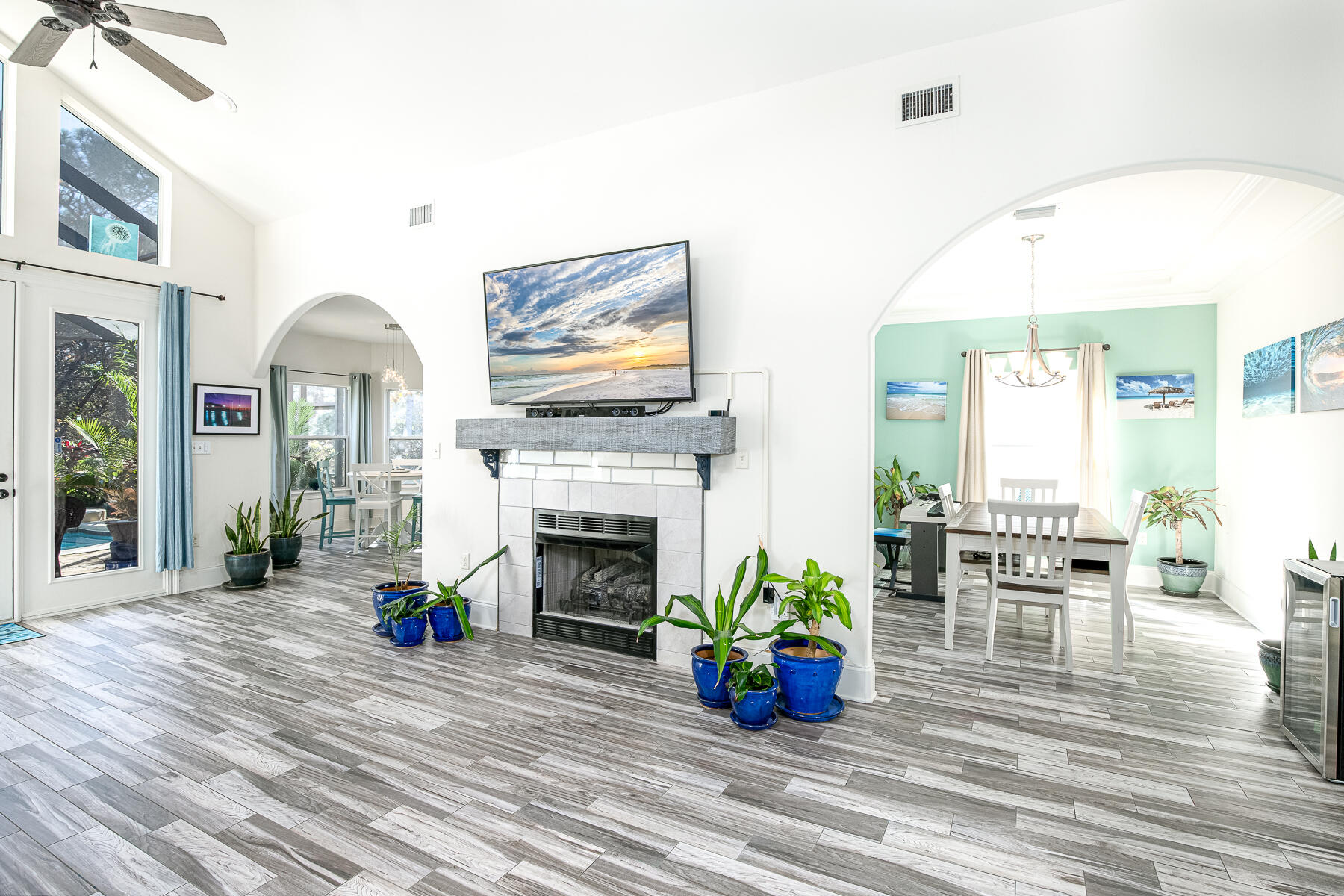 EMERALD LAKES PH 1 - Residential