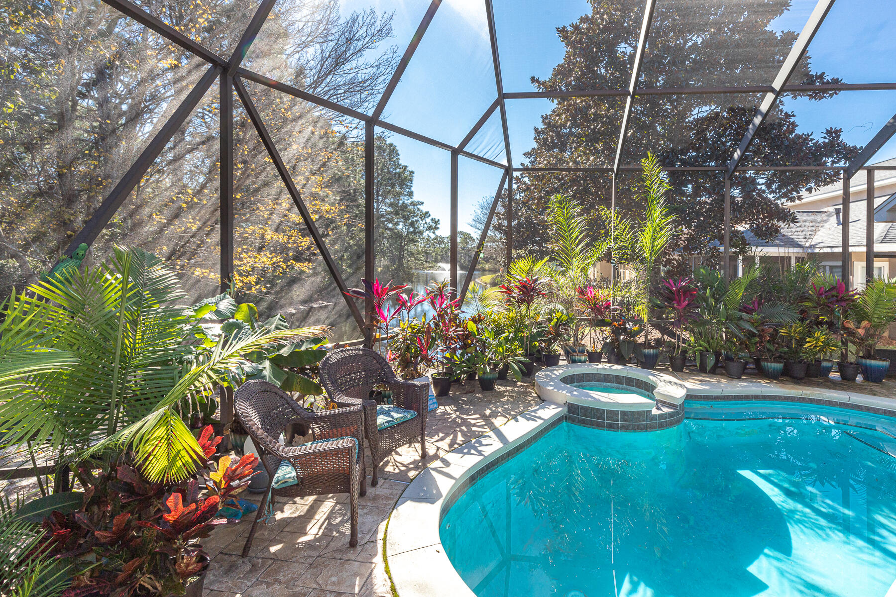 EMERALD LAKES PH 1 - Residential