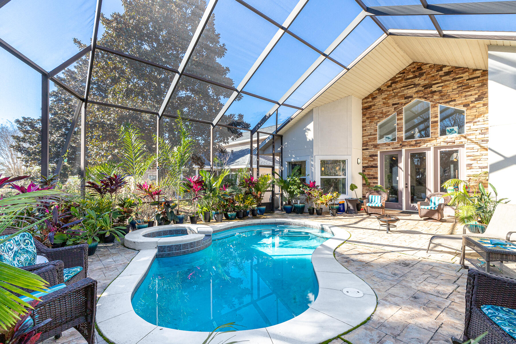 EMERALD LAKES PH 1 - Residential