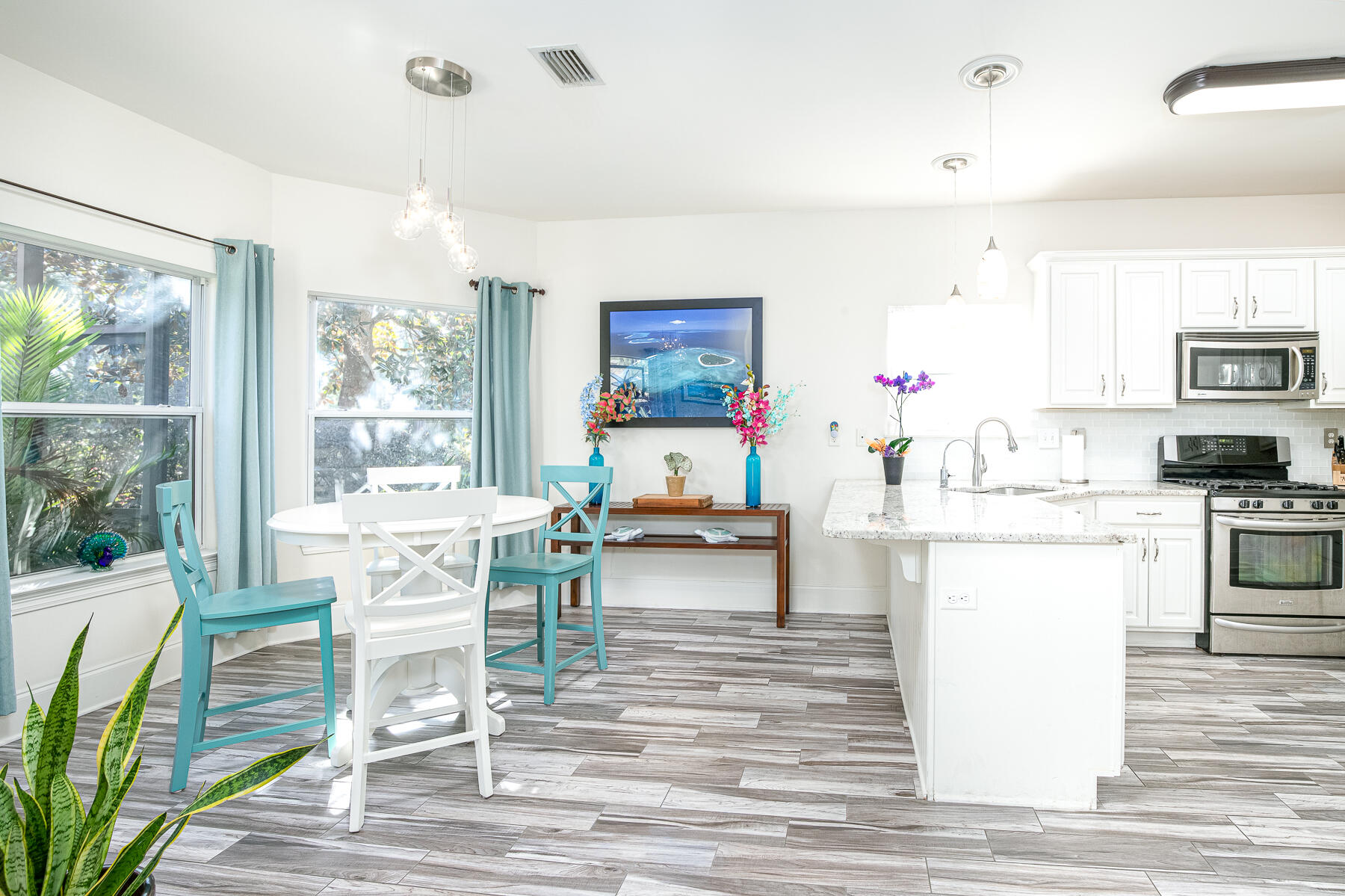 EMERALD LAKES PH 1 - Residential