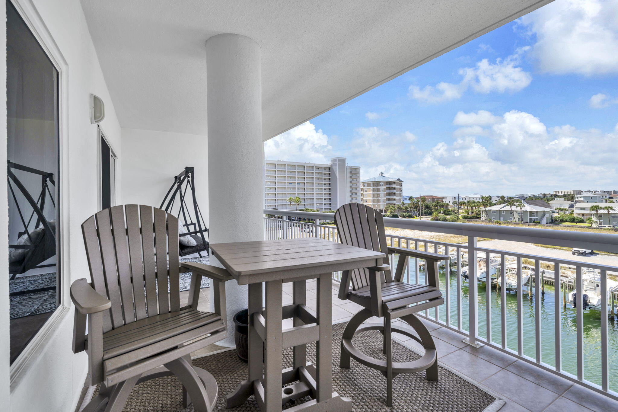 HARBOR LANDING - Residential