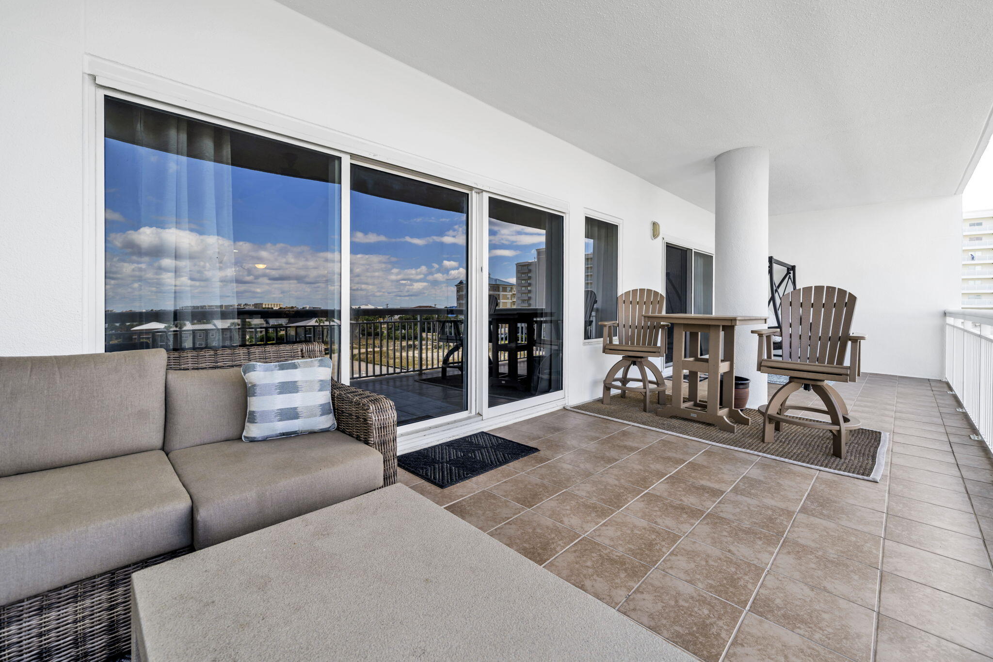 HARBOR LANDING - Residential