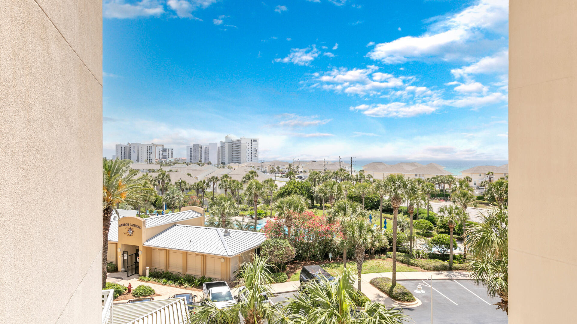 HARBOR LANDING - Residential