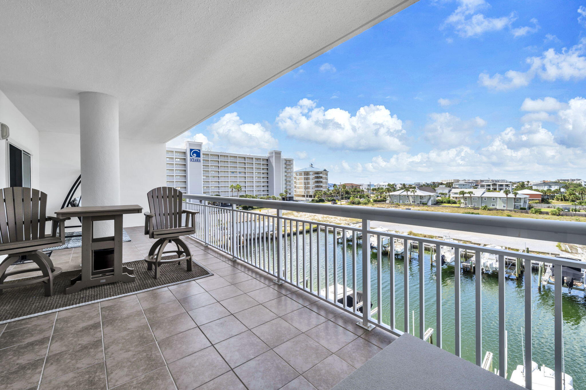 HARBOR LANDING - Residential