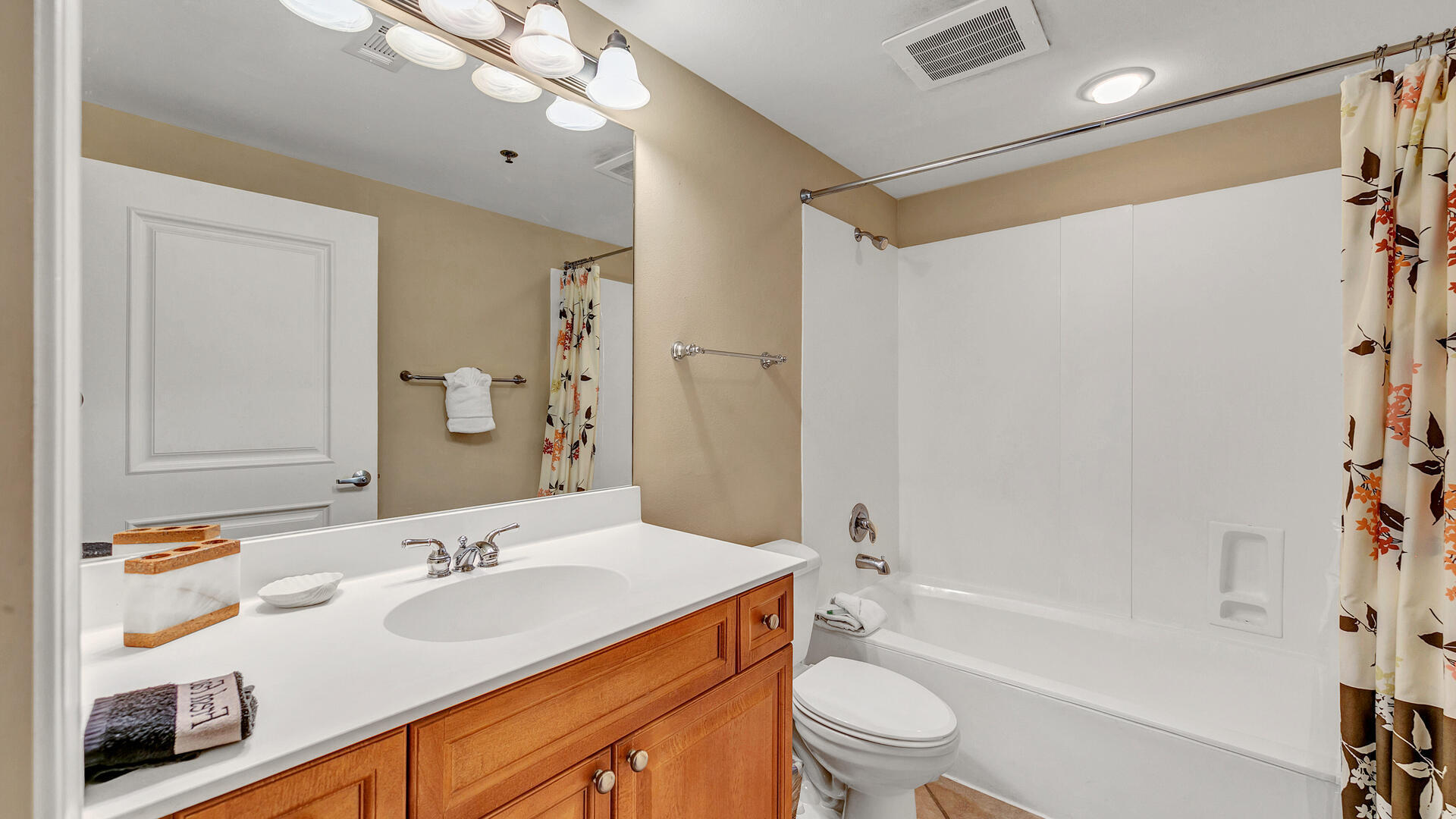 HARBOR LANDING - Residential