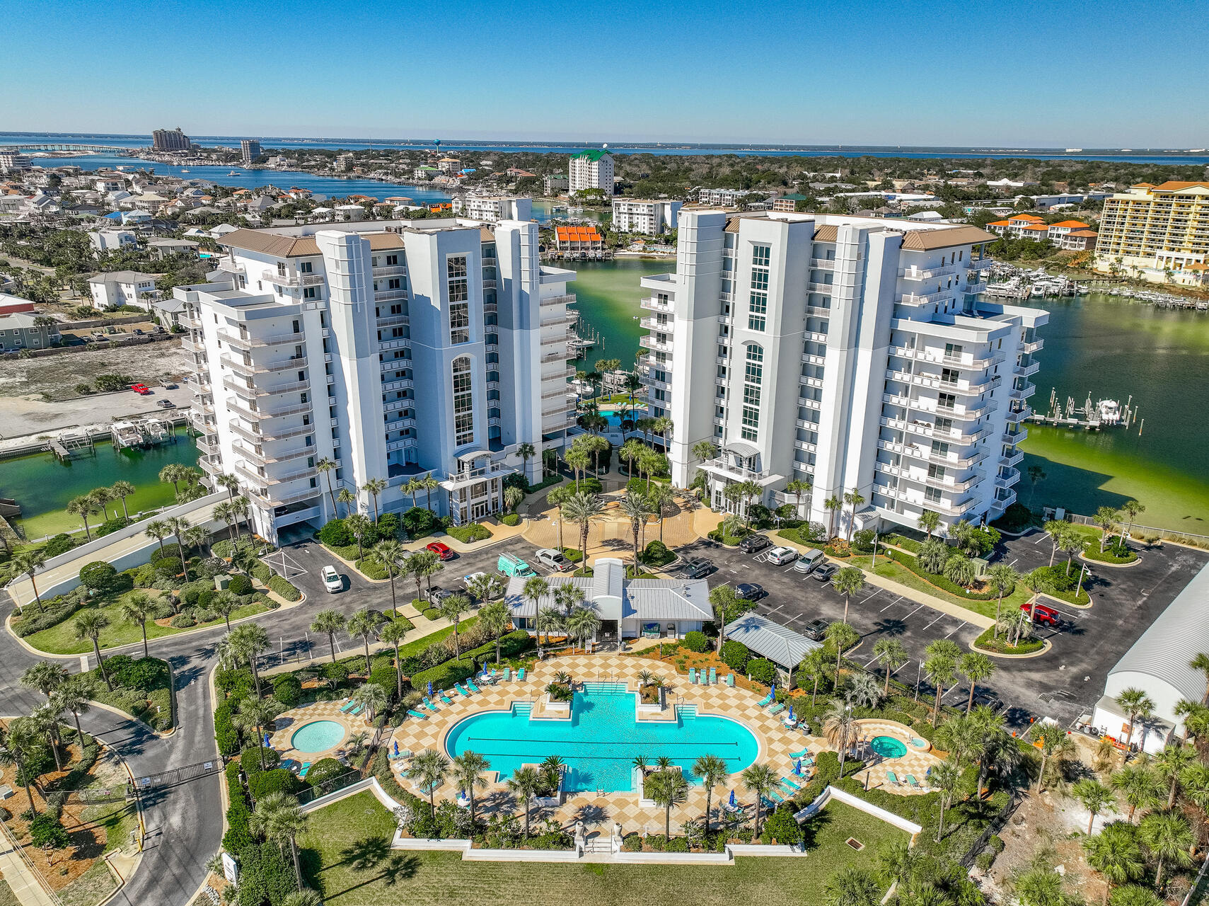 HARBOR LANDING - Residential