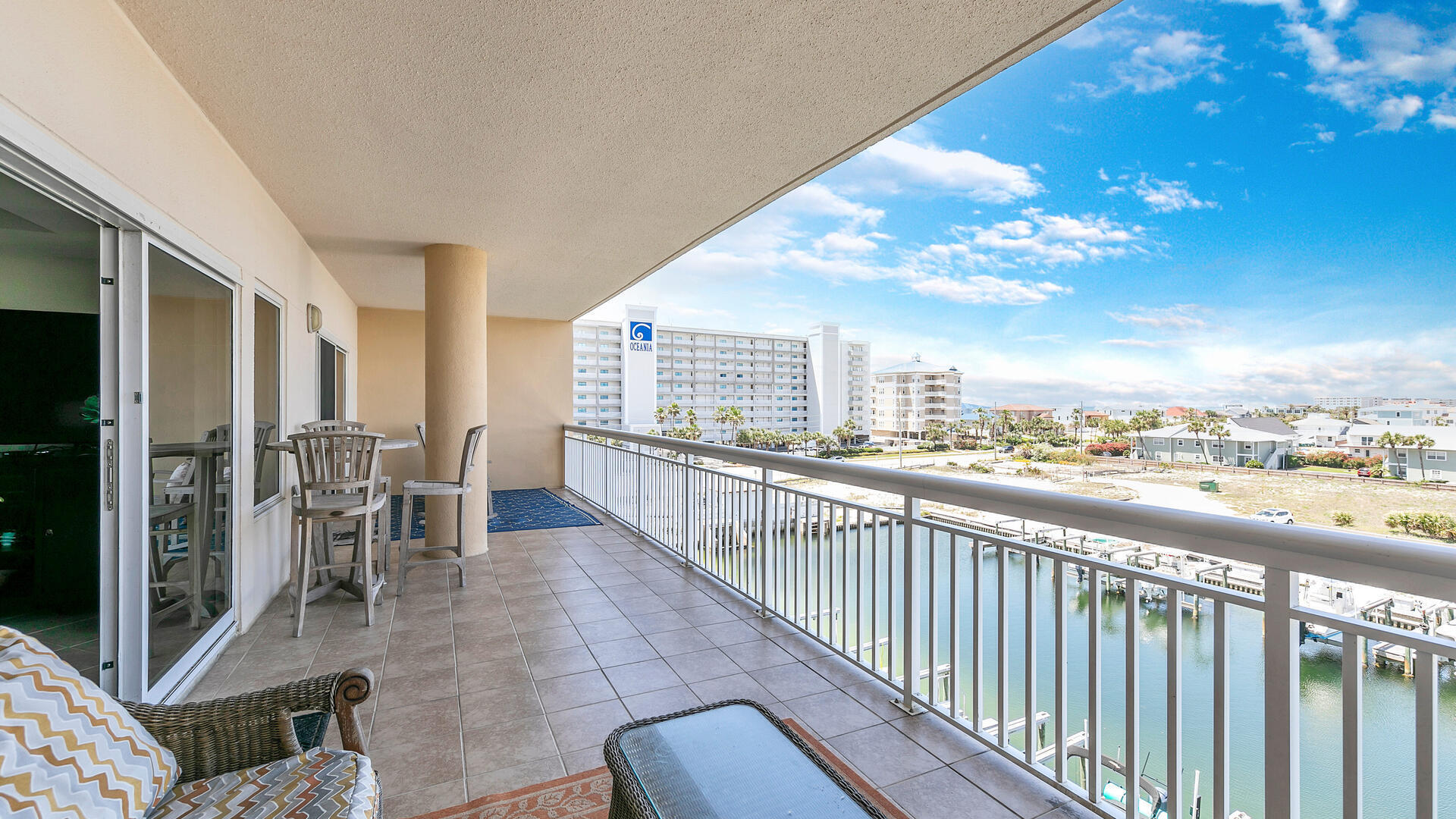HARBOR LANDING - Residential