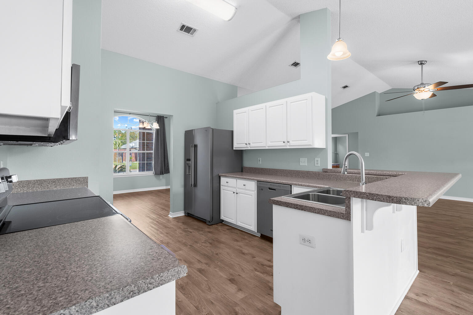 CREETWOOD PLACE - Residential