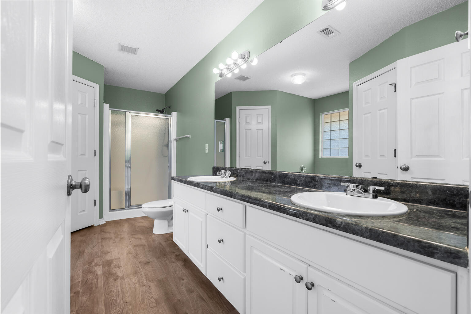 CREETWOOD PLACE - Residential