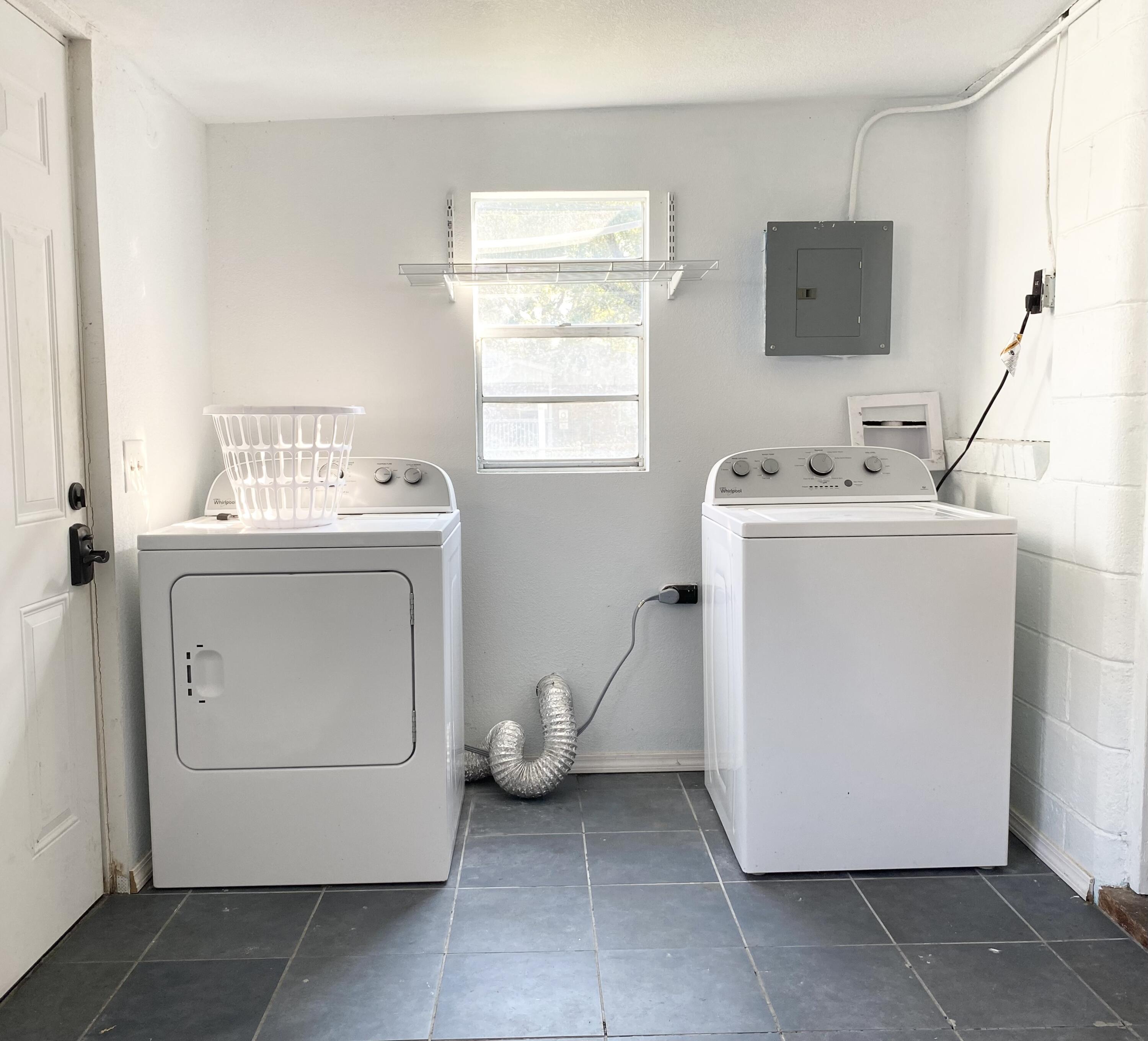 DEFUNIAK SPRINGS TOWN OF - Residential