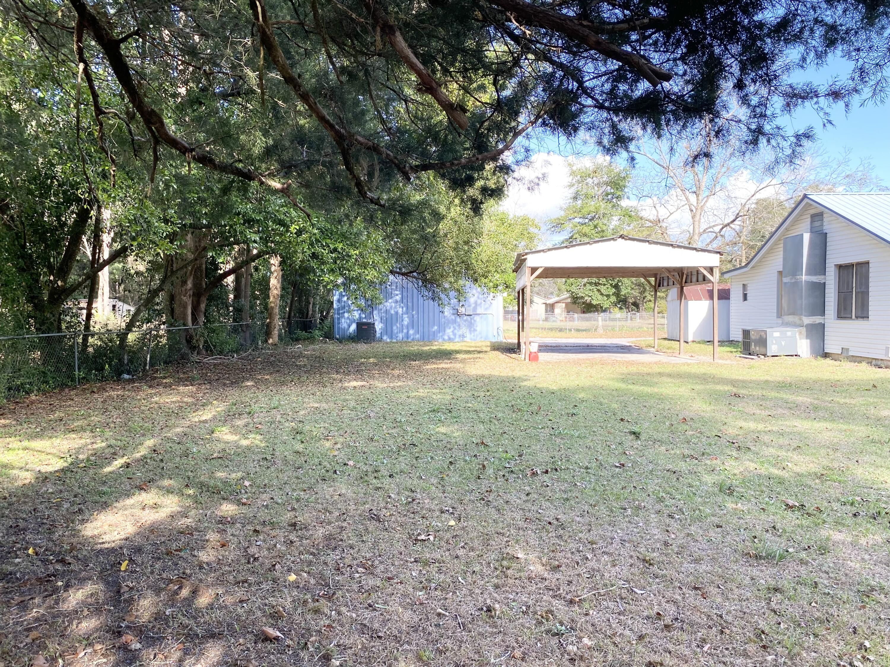 DEFUNIAK SPRINGS TOWN OF - Residential