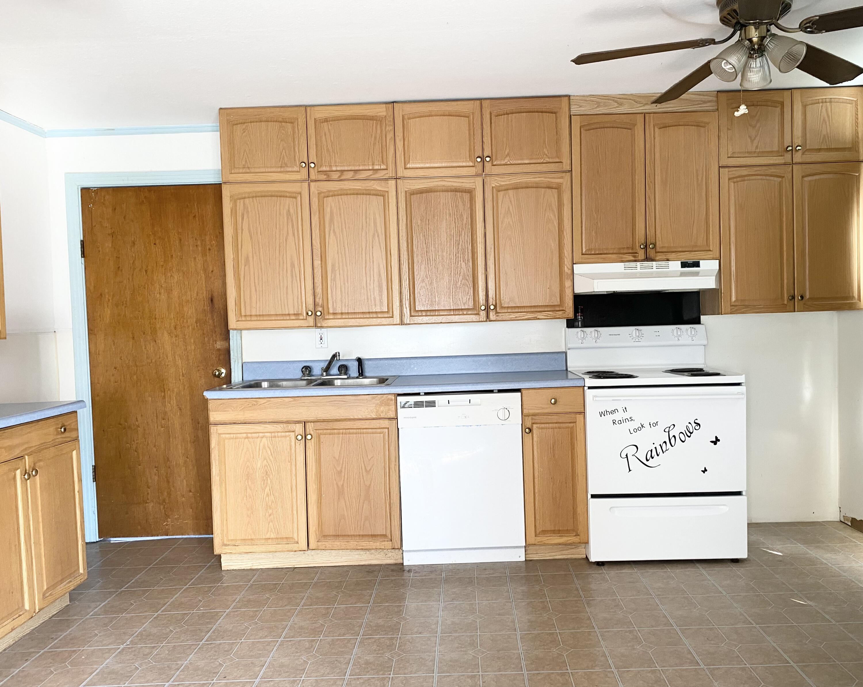 DEFUNIAK SPRINGS TOWN OF - Residential