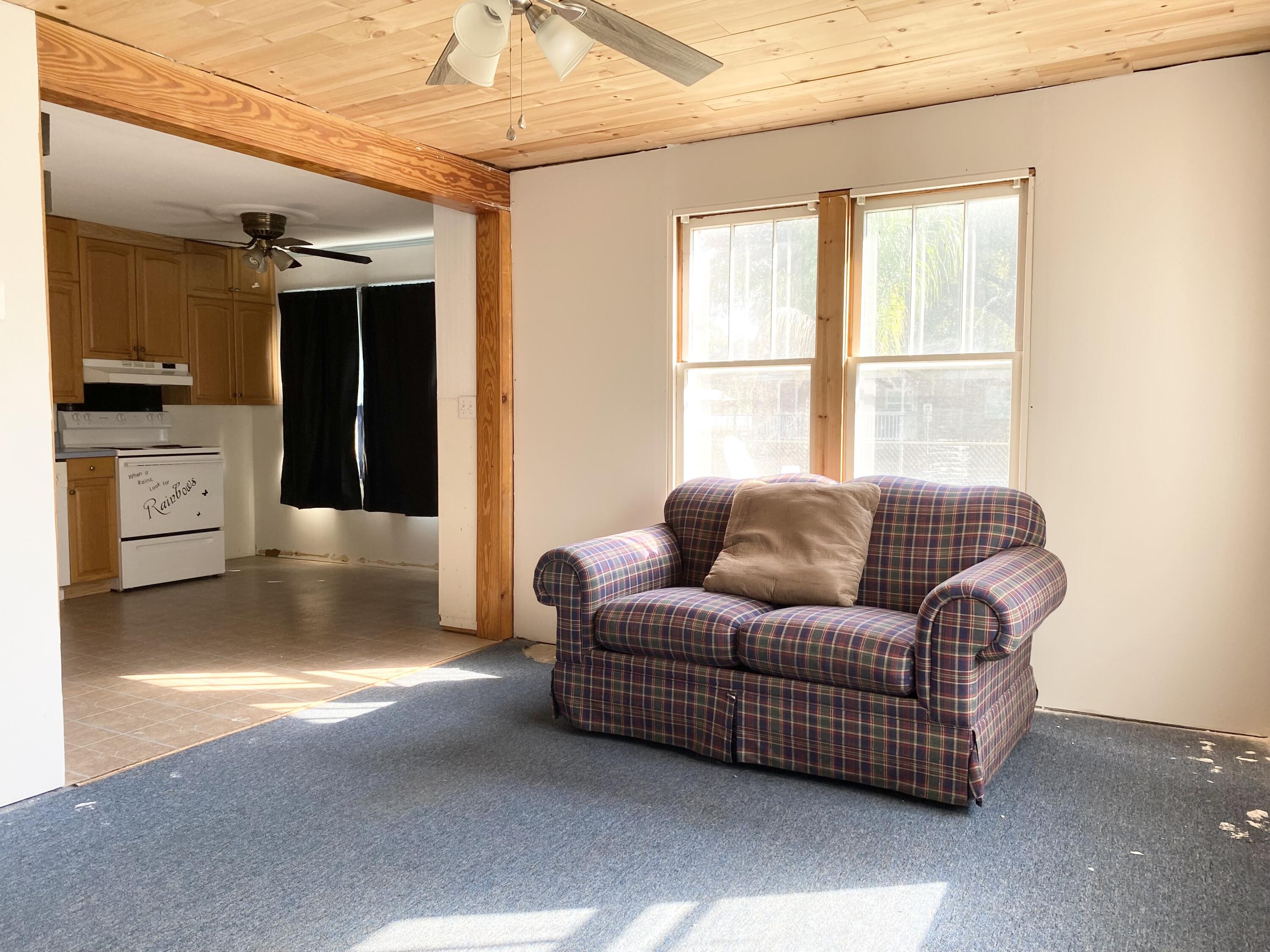 DEFUNIAK SPRINGS TOWN OF - Residential