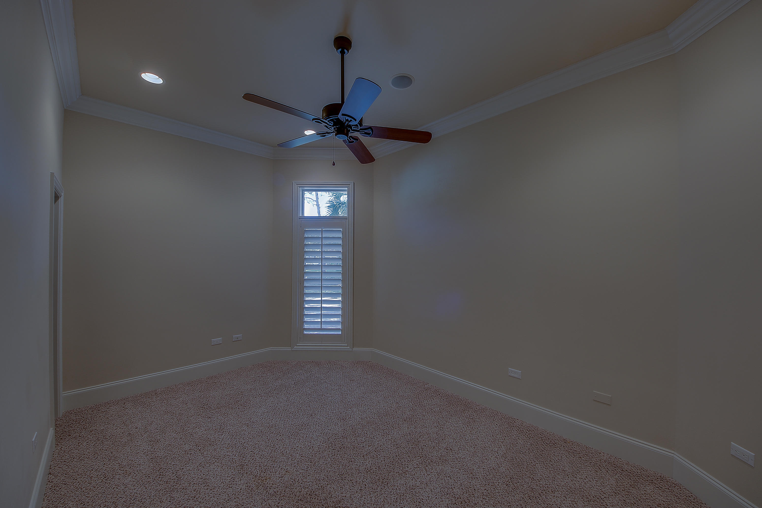BURNT PINE - Residential