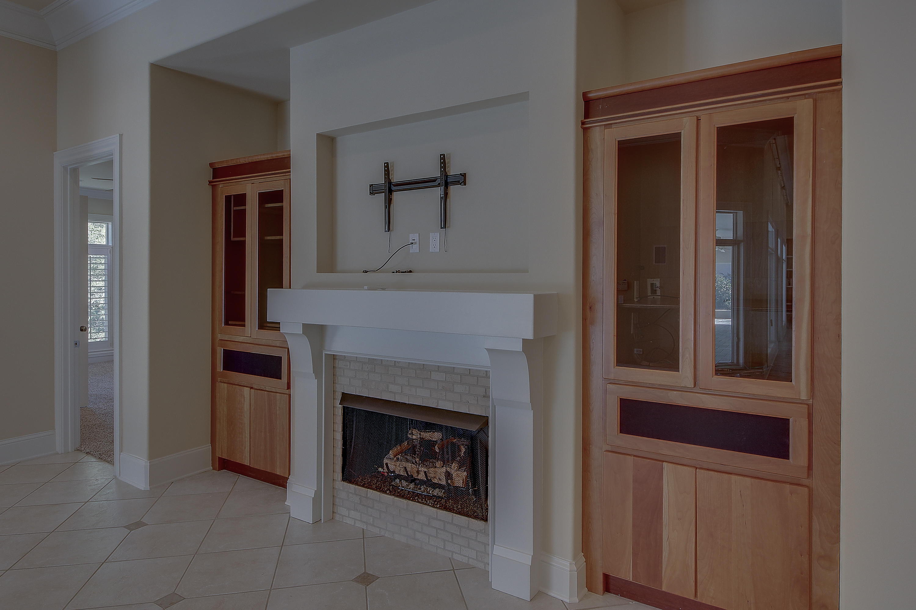 BURNT PINE - Residential