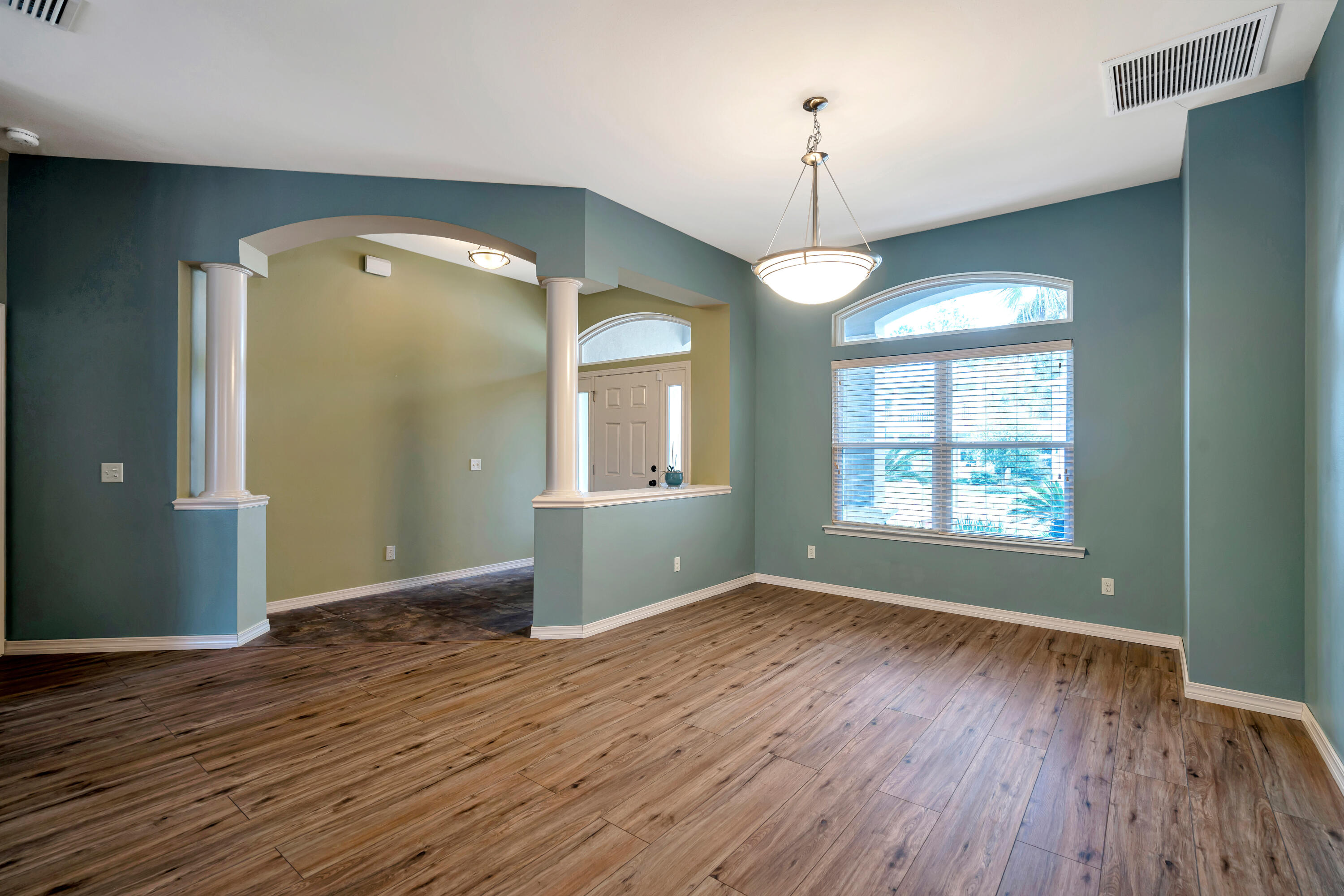 PELICAN BAY S/D - Residential