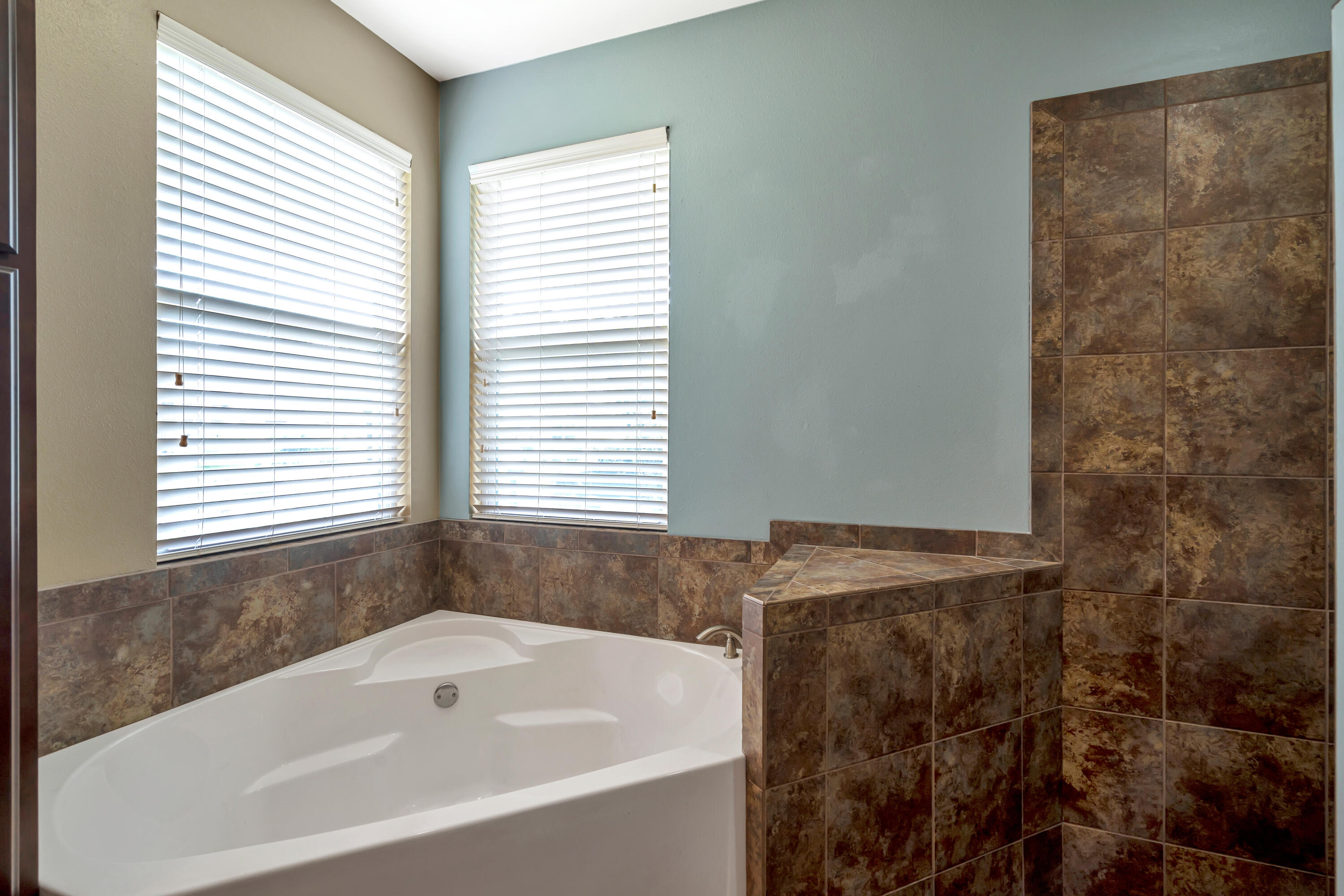 PELICAN BAY S/D - Residential